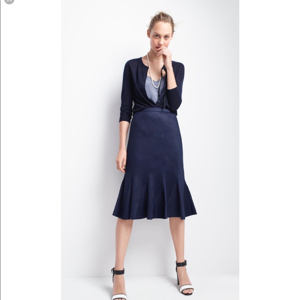 WHITE JCrew Fluted Skirt in Stretch Linen
